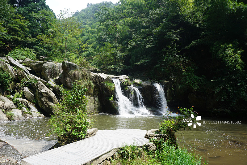 庐山乌龙潭图片素材