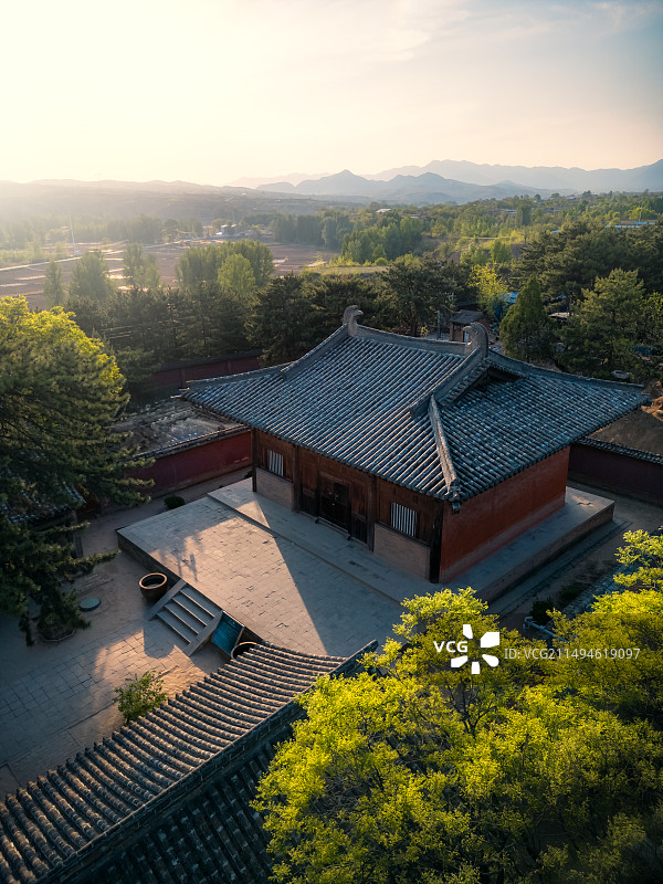 山西五台县最古老的唐代木结构建筑南禅寺图片素材