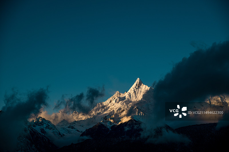 梅里雪山图片素材