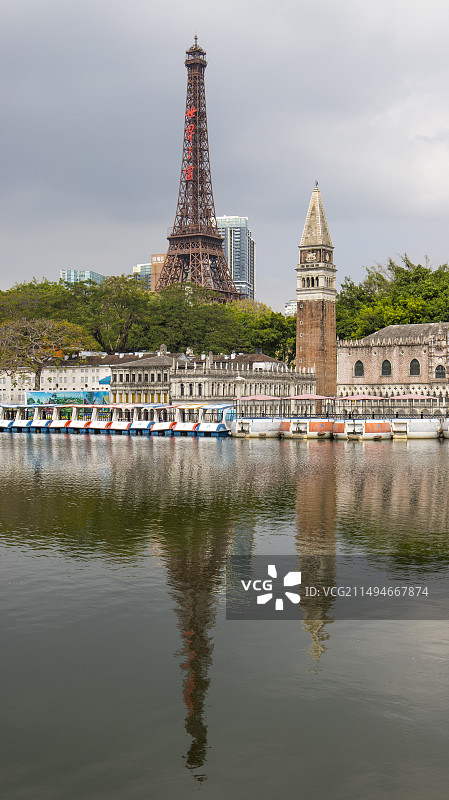 晴朗的天气游览广东深圳世界之窗图片素材