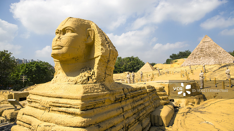 晴朗的天气游览广东深圳世界之窗图片素材