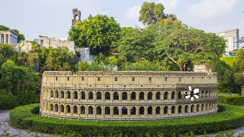 晴朗的天气游览广东深圳世界之窗图片素材