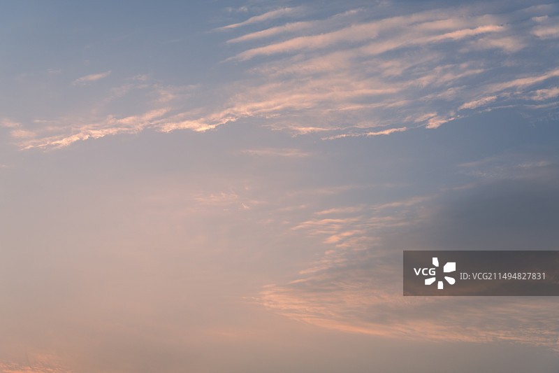 南方初夏绚丽的云彩图片素材