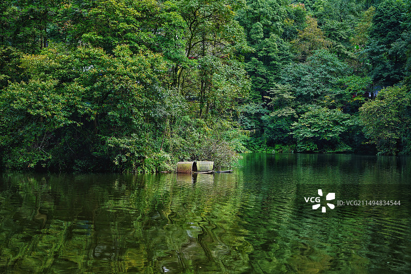 青城山月城湖图片素材