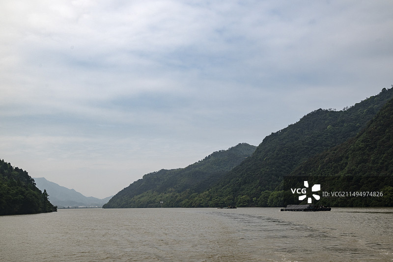 杭州建德七里扬帆景区---富春江小三峡风光图片素材