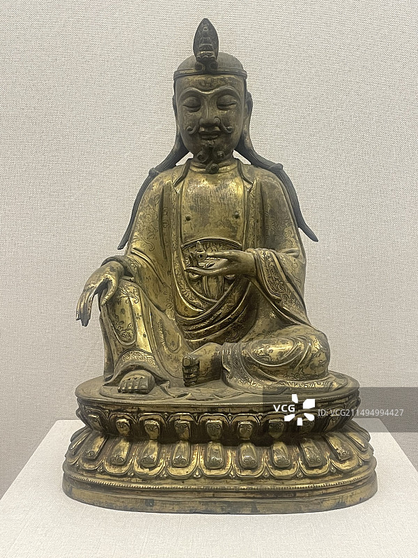 金铜罗汉像图片素材