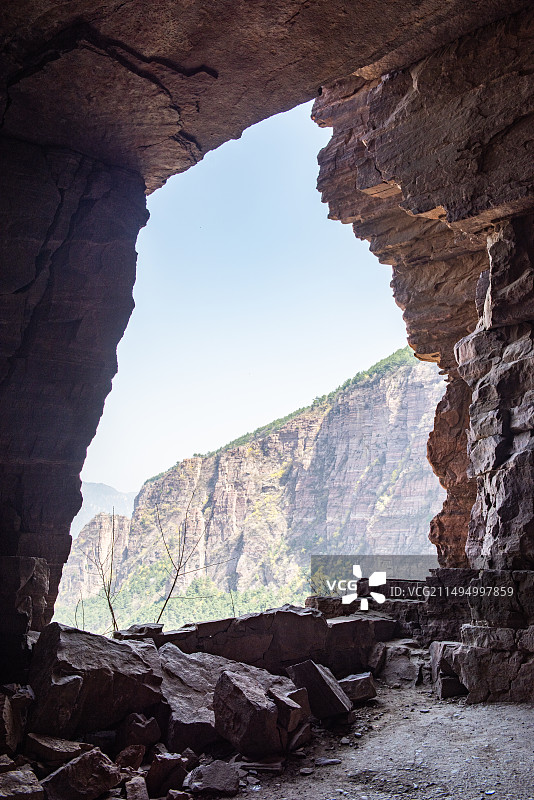 中国河南省新乡辉县南太行郭亮壁挂公路春季风光图片素材
