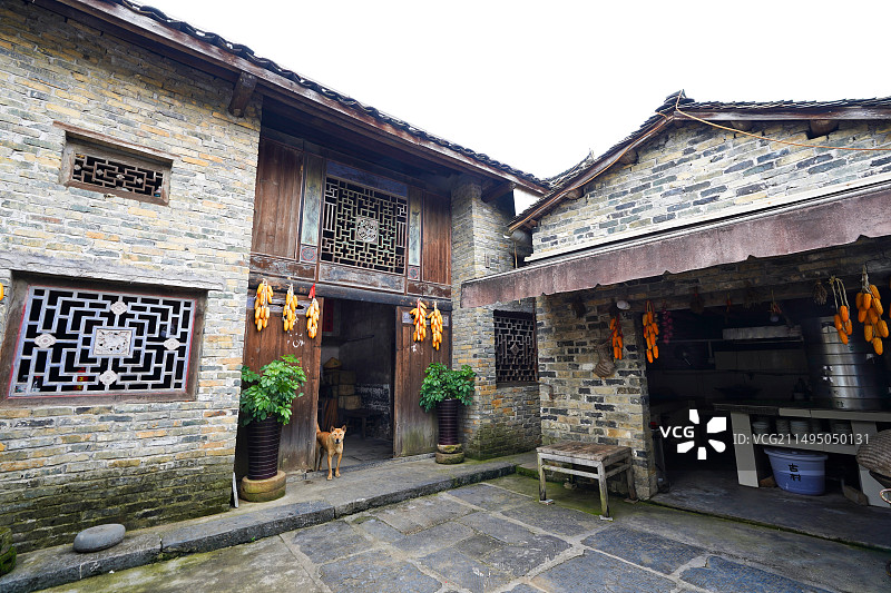 广西罗城仫佬族自治县石围古村图片素材