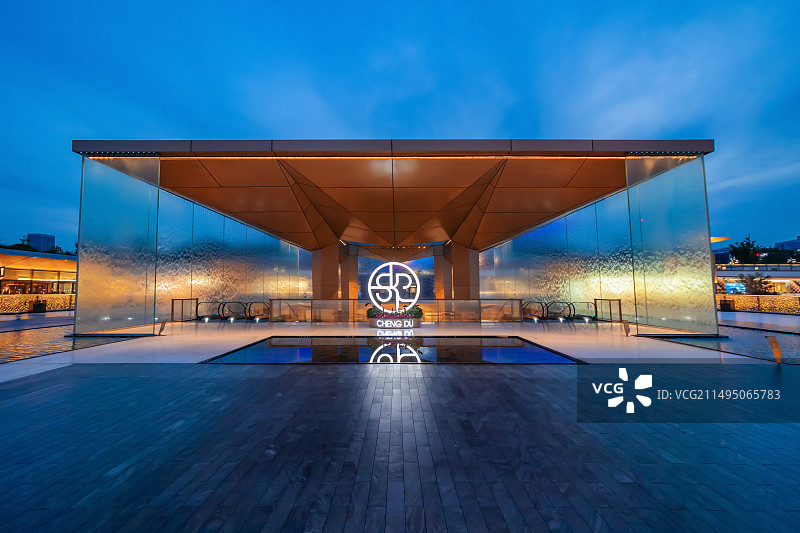 四川成都SKP购物高端奢侈品商场高新区图片素材