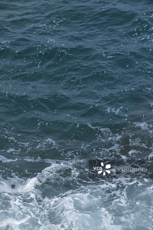 俯拍海面浪花图片素材