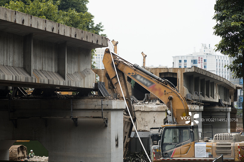 拆除中的珠江大桥东桥铁路引桥图片素材
