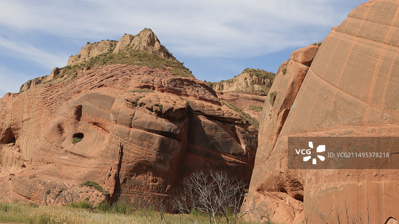 陕西榆林市波浪谷赤壁丹霞图片素材