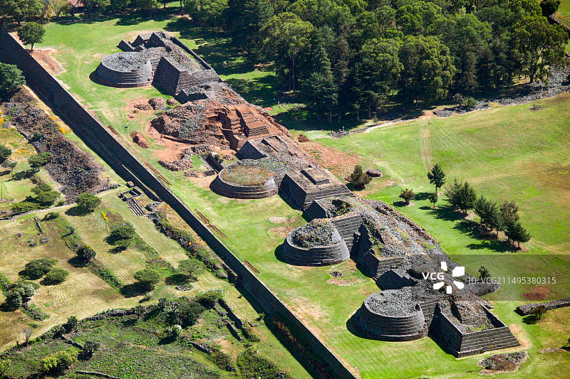 航拍墨西哥塔拉斯坎遗址图片素材