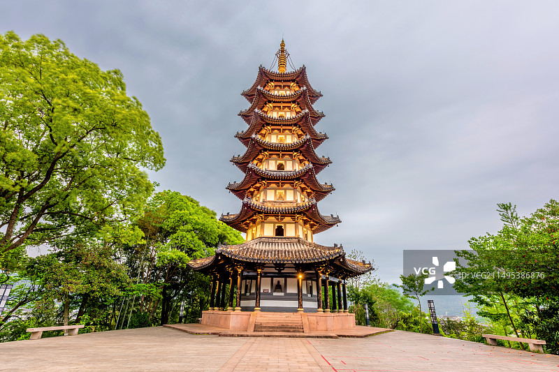 中国浙江温州楠溪江丽水古街景区文峰塔图片素材