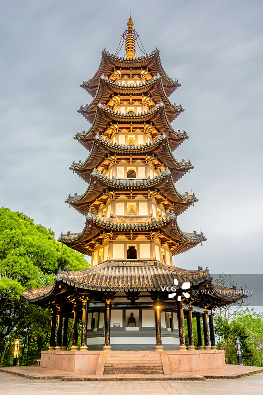 中国浙江温州楠溪江丽水古街景区文峰塔图片素材