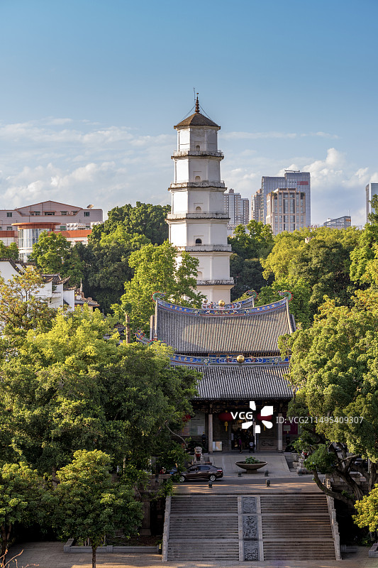 福州定光寺白塔图片素材