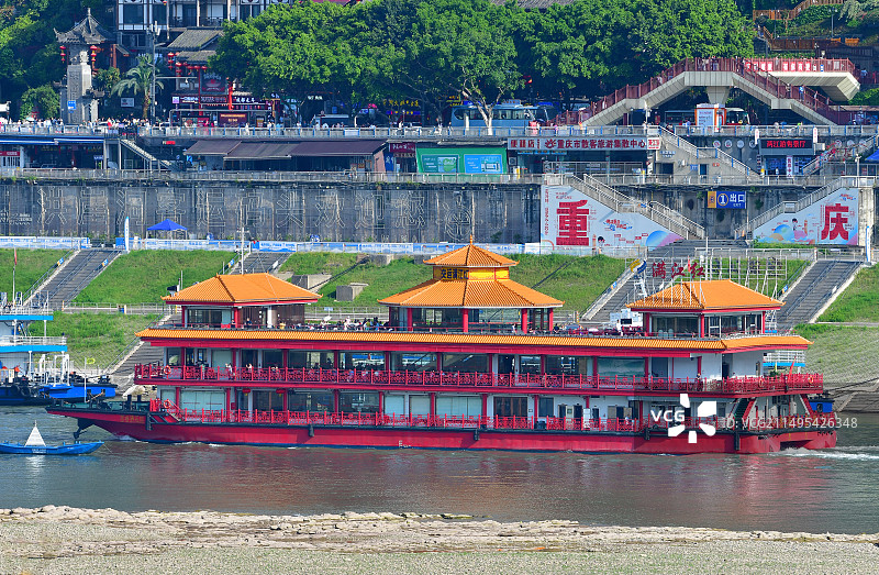 重庆市渝中区洪崖洞码头图片素材