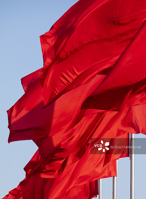 红旗飘飘图片素材