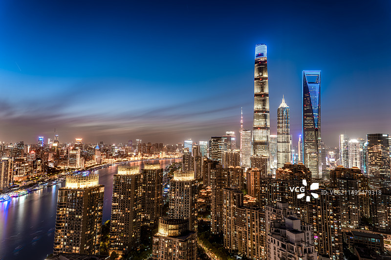 上海外滩的璀璨灯火图片素材