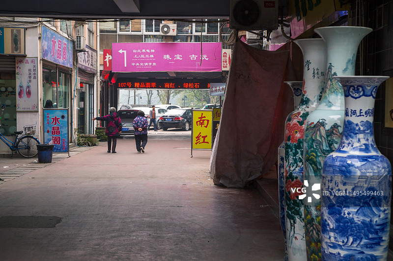成都送仙桥古玩艺术市场图片素材