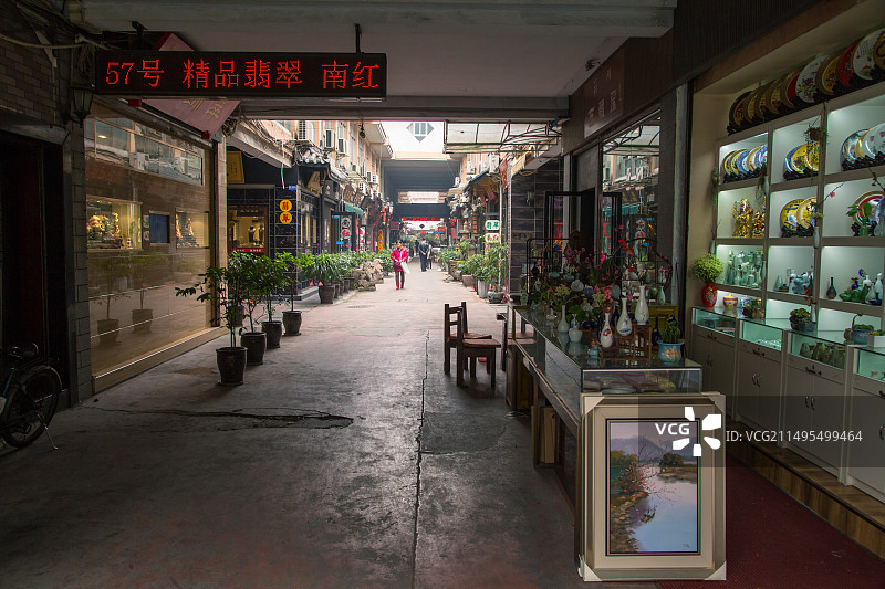 成都送仙桥古玩艺术市场图片素材