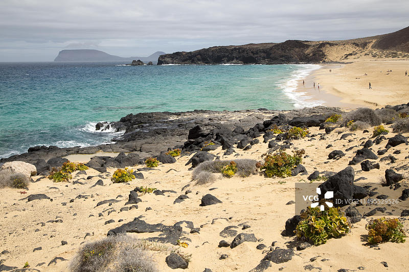 孔查斯海滩的沙滩，位于西班牙兰萨罗特岛图片素材