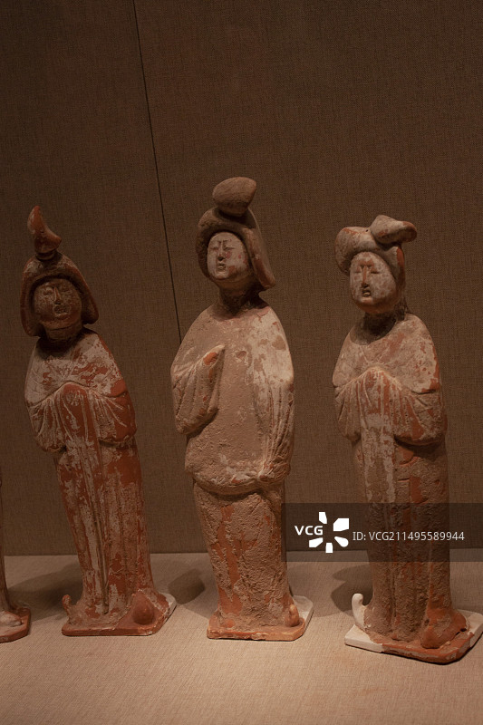 唐代红陶女佣 河南省博物院图片素材