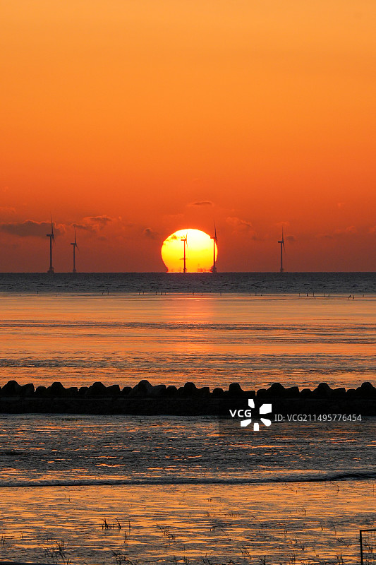 南汇嘴观海公园日出1图片素材