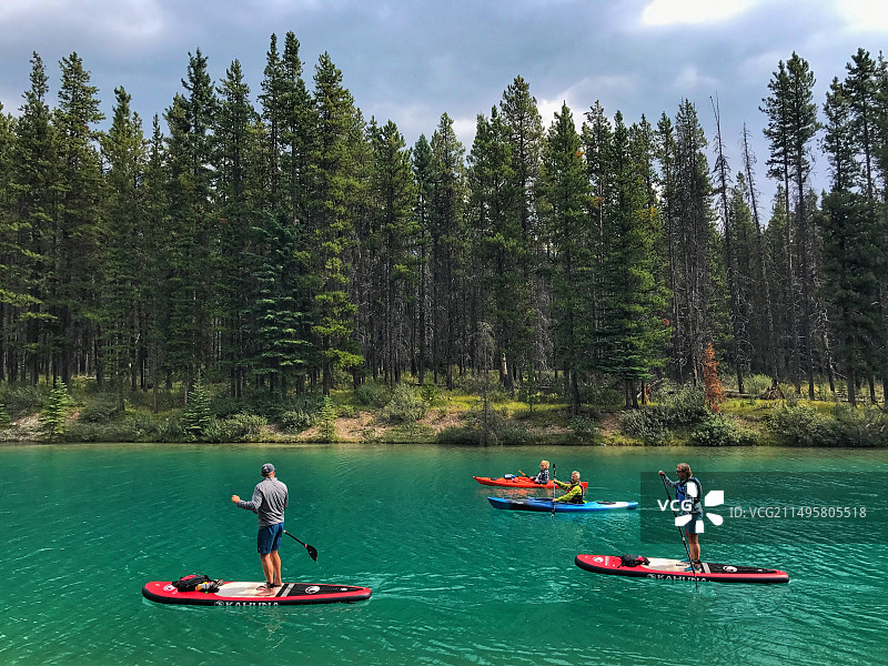 加拿大班夫国家公园～浆板运动图片素材