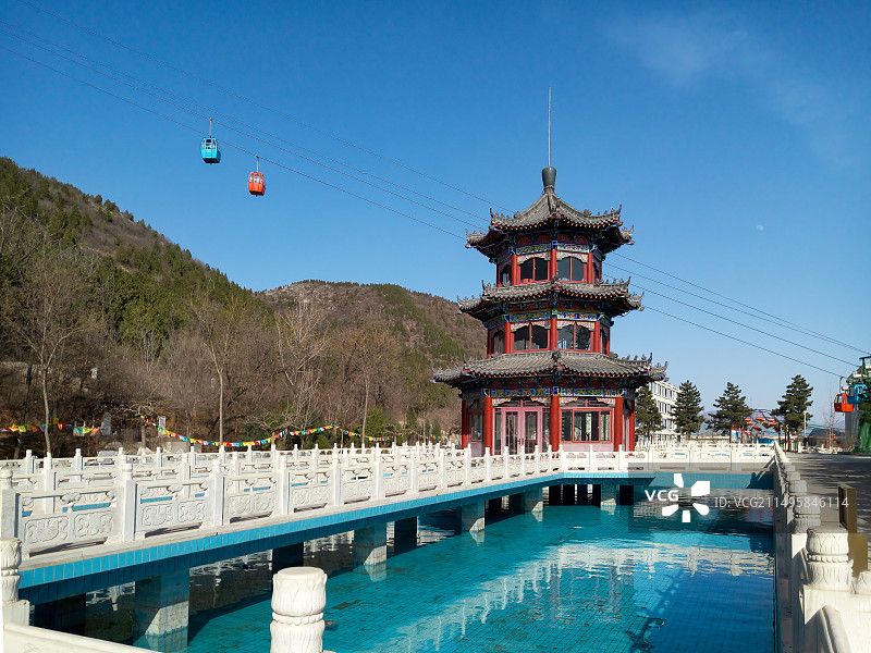 北京密云冶仙塔 佛塔和缆车图片素材