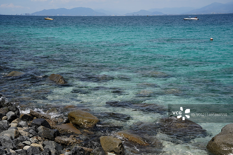 越南芽庄的海和沙滩风景图片素材