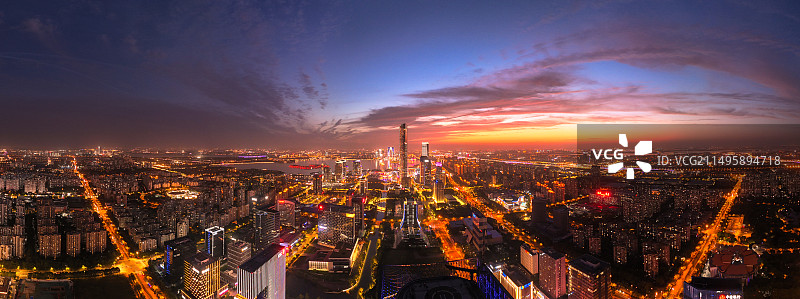 苏州园区CBD蓝调晚霞图片素材