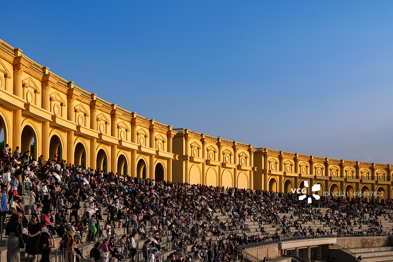 宁夏银川览山公园我们最大的露天剧场览山剧场仿古罗马斗兽场建筑图片素材