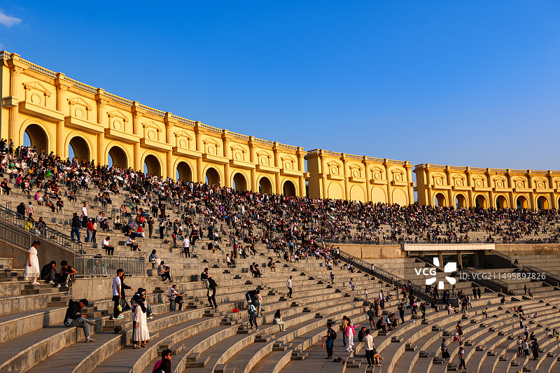 宁夏银川览山公园我们最大的露天剧场览山剧场仿古罗马斗兽场建筑图片素材