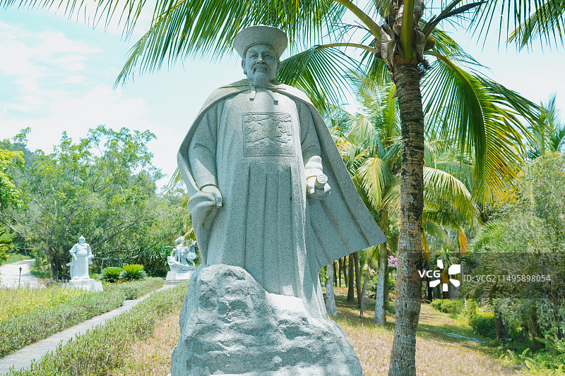 左宗棠 海南省定安文笔峰盘古文化旅游区民族英雄园雕塑图片素材