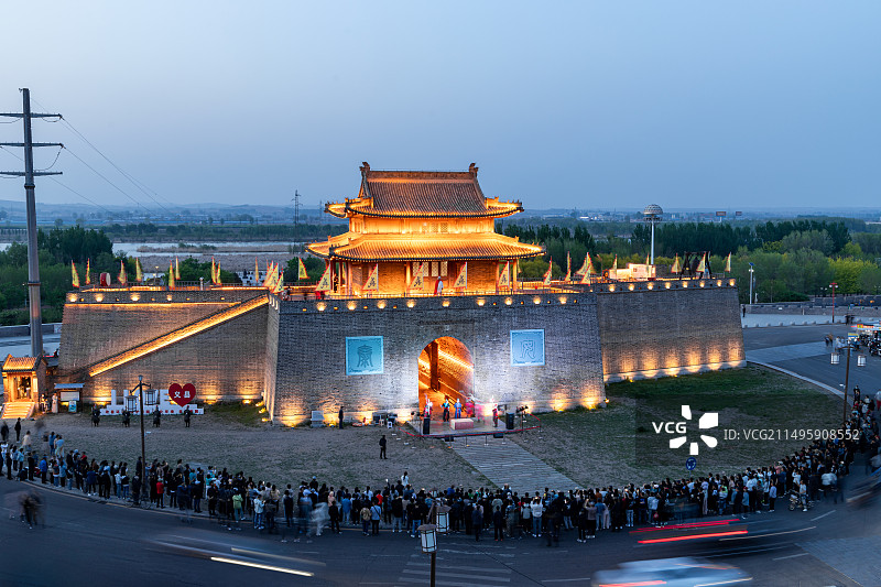 义县安泰门夜景关城门表演锦州旅游图片素材