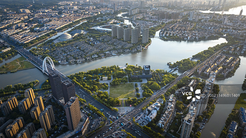 无锡宜兴市荆邑广场荆邑大桥图片素材