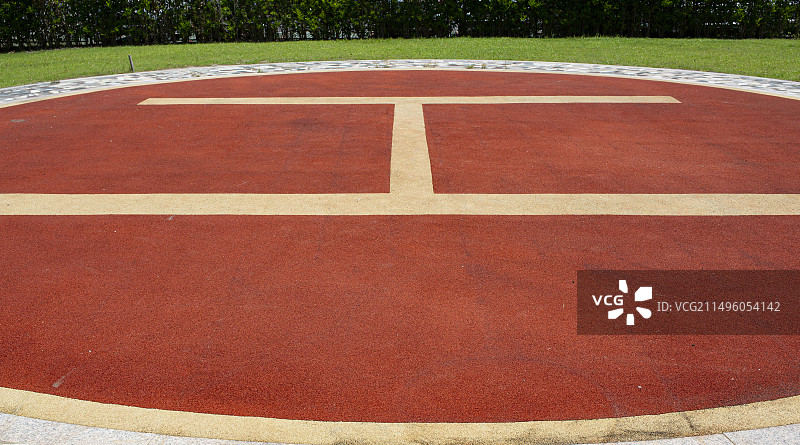 红色直升机停机坪图片素材