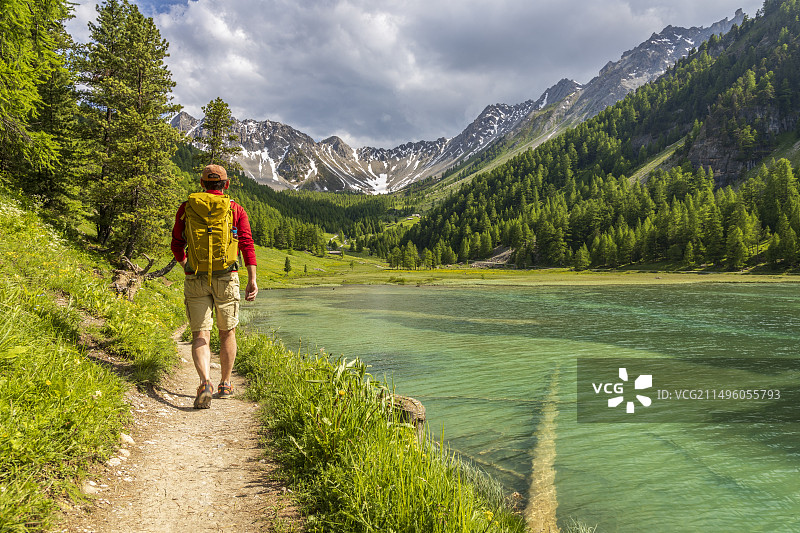 奥尔塞耶特湖徒步旅行图片素材