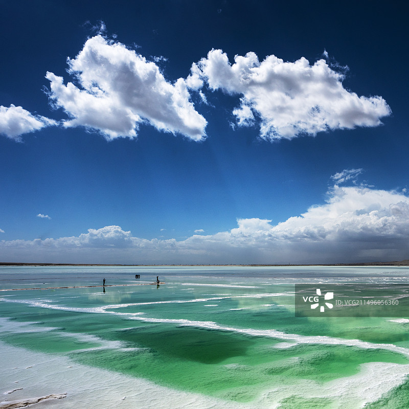 青海茫崖翡翠湖图片素材