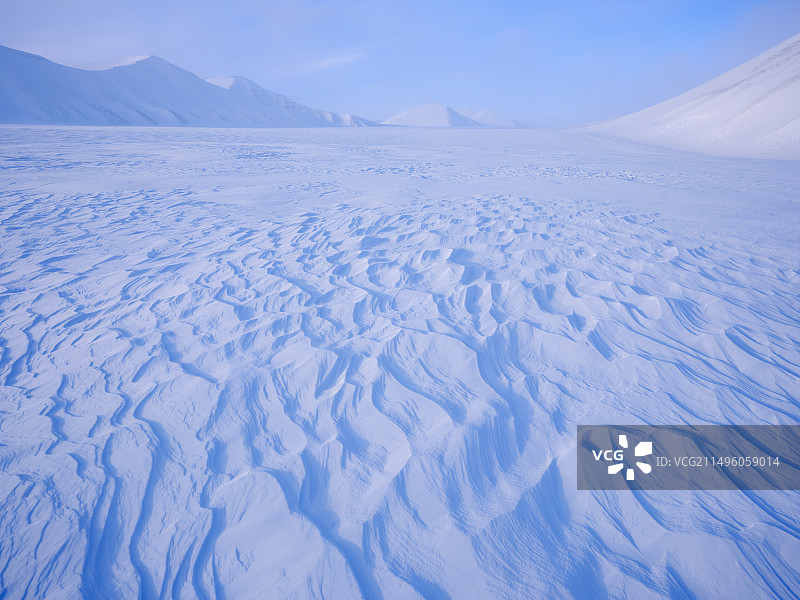 萨森-本索兰国家公园的拉博特布林冰川：斯瓦尔巴群岛斯匹次卑尔根岛的冬季景观，北极，欧洲，斯堪的纳维亚，挪威，斯瓦尔巴图片素材