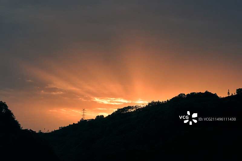 成都市大邑县花水湾日出图片素材