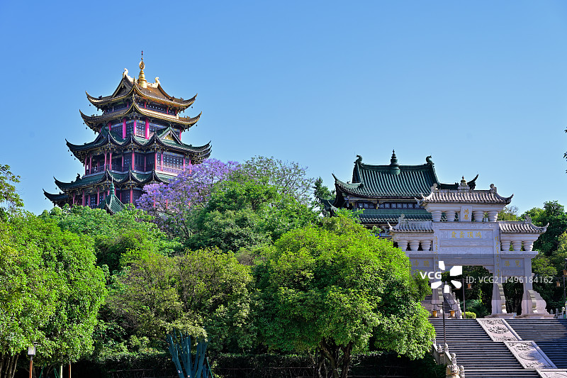 重庆市江北区鸿恩寺森林公园的鸿恩阁图片素材