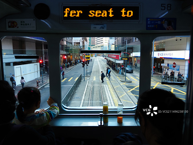 香港叮叮车的视角图片素材