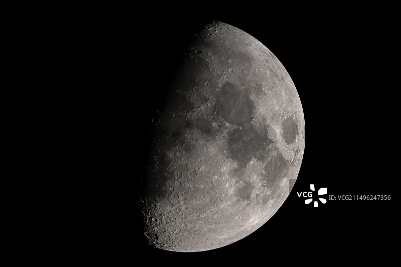 上弦月图片素材