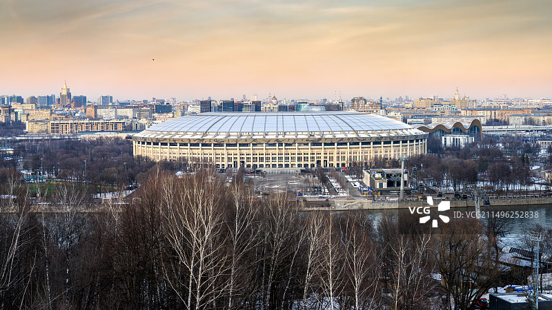 俄罗斯莫斯科卢日尼基体育场--麻雀日观景台俯瞰图片素材