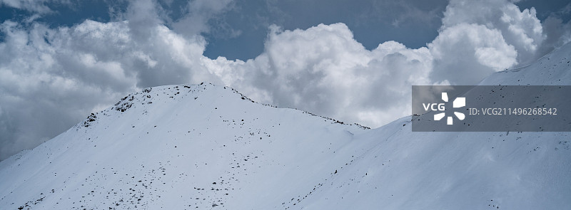 色季拉山顶图片素材