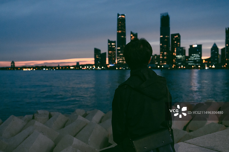 青岛浮山湾落日晚霞图片素材