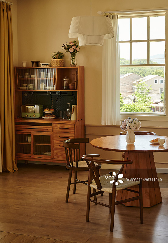 田园风格的餐厅一角图片素材