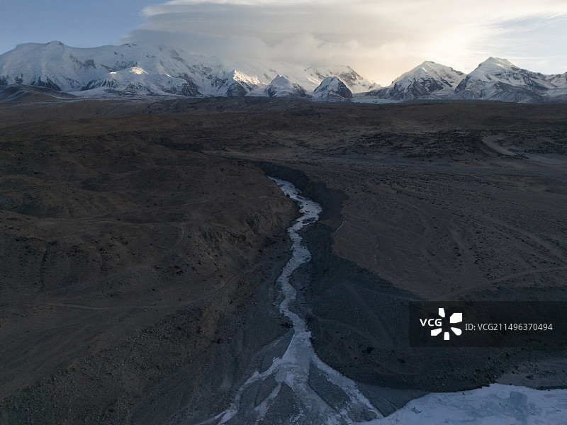 公格尔九别峰图片素材